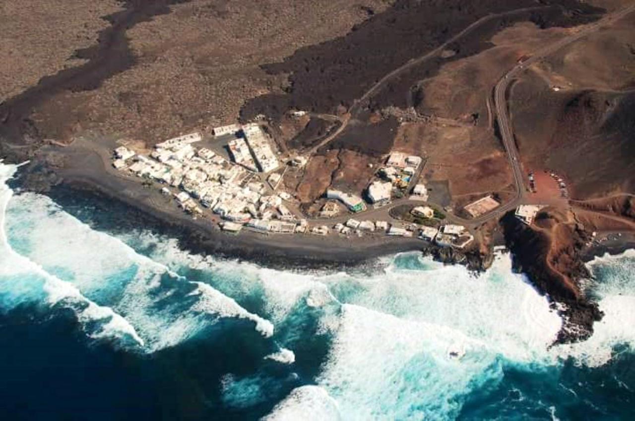 Cozy House In El Golfo + Terrace Villa Buitenkant foto
